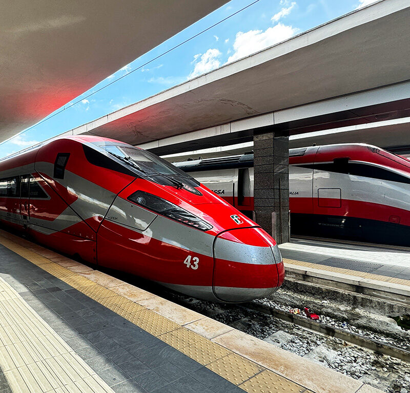 train at platform in naples