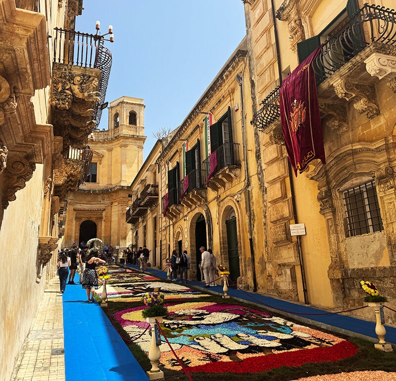 flower display at the Noto infiorata event